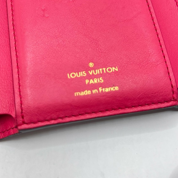 Authentic LOUIS VUITTON Portefeuille Capucines Compact Black Leather Wallet Pink - Picture 9 of 12